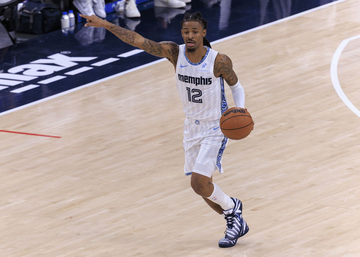 洛杉矶快船清晨更衣室发声，志在欧篮联名次提升，信心回归，球队文化再被提及的简单介绍