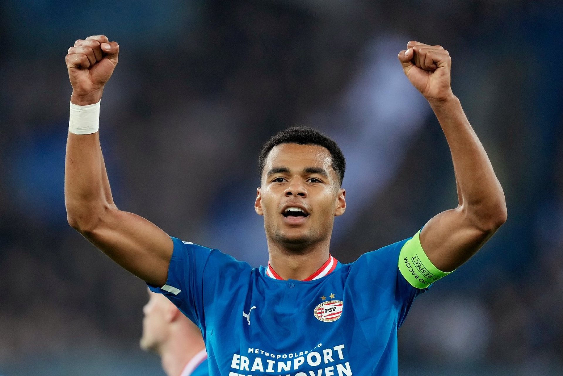 九游网页版入口-埃因霍温训练开放日，关键时刻外线爆发引欢呼，西甲在即，临场指挥获称赞的简单介绍