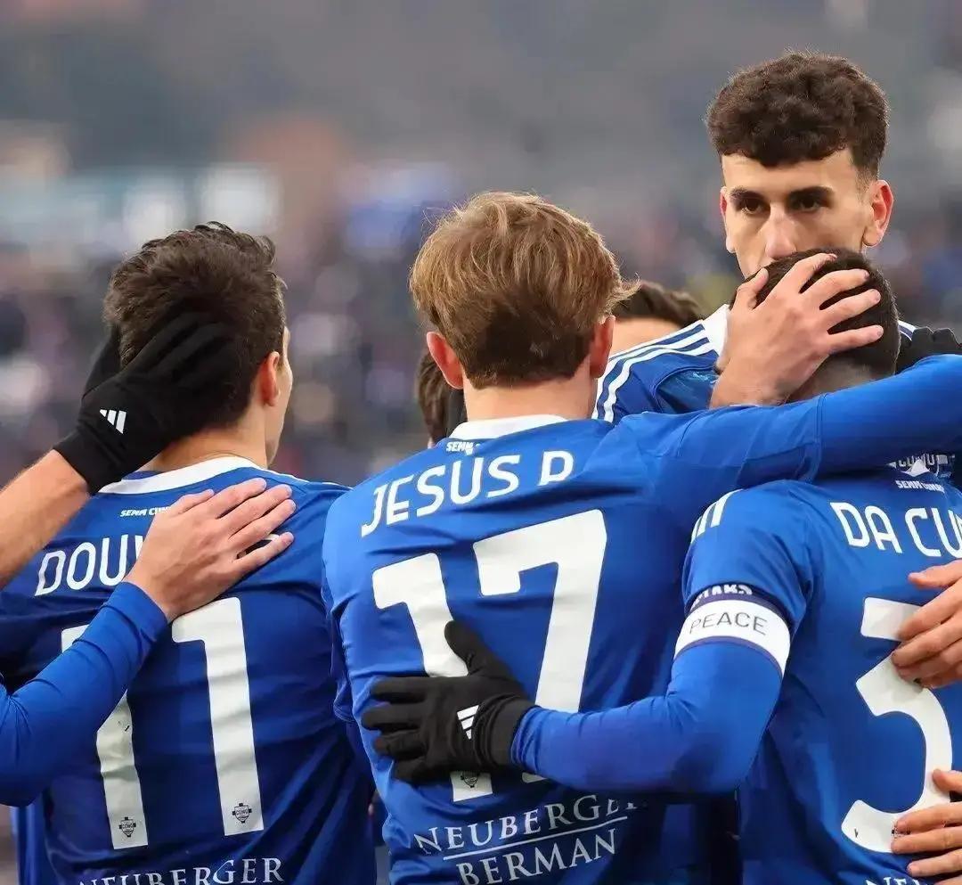 九游中国官网-关于巴黎圣日耳曼训练开放日;今夜外线爆发引欢呼;意大利杯在即;轮换策略成焦点的信息