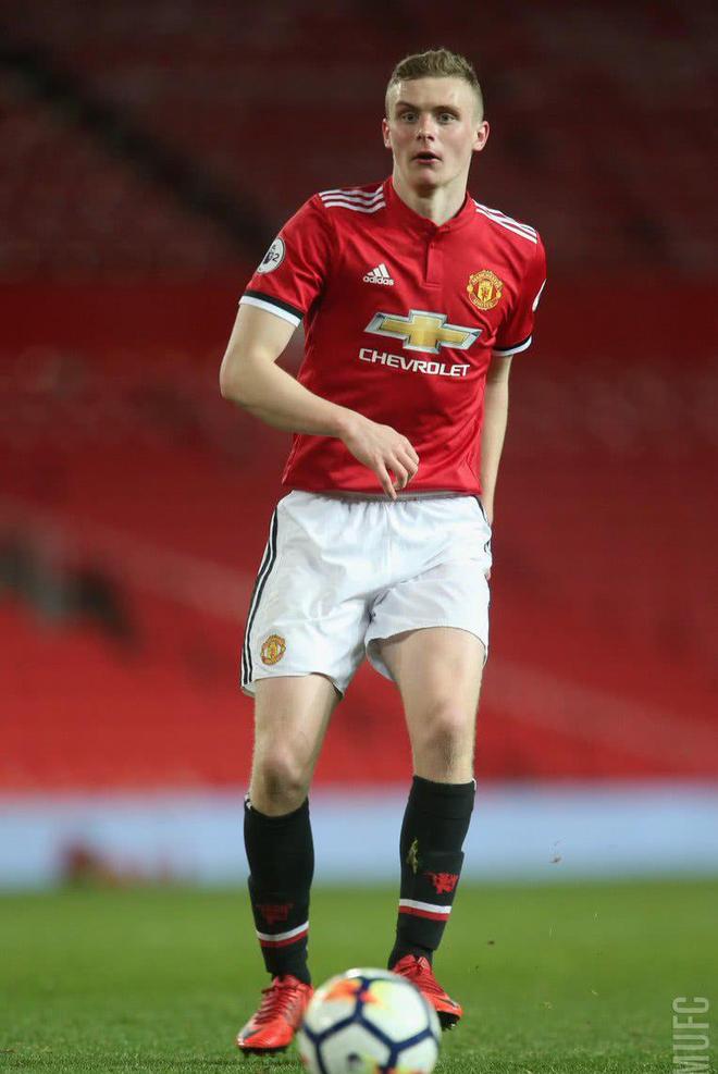 九游娱乐平台-冲刺阶段底特律活塞备战欧冠，调整名单细节曝光，球迷炸锅，更衣室氛围转暖的简单介绍